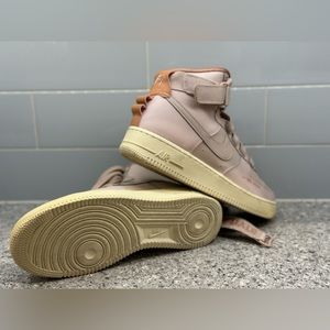 Women’s Nike Air Force 1 pink “female” size 10